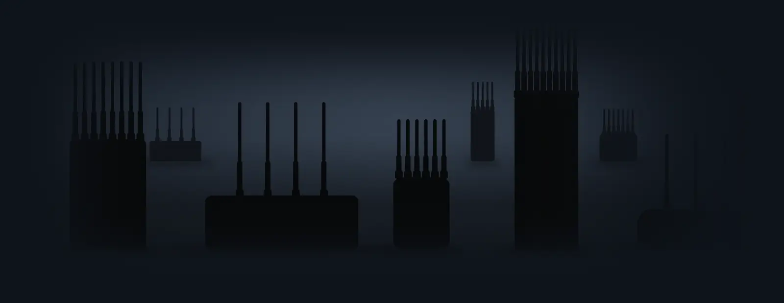 Siluetas negras de varios dispositivos con antenas, cada uno de una forma distinta